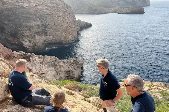 Cabrera : l’île-prison, analyse et étude de l'itinéraire avant la prospection archéologiqe d'une vire