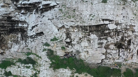 Cabrera : l’île-prison, tragique tombeau des grognards de Napoléon - inrap-fouille-archeologique-ile-cabrera-vlcsnap-2025-echelle